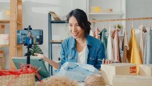 Strategi UMKM Go Digital: Memanfaatkan Platform Online dan Analisis Data untuk Pertumbuhan Bisnis