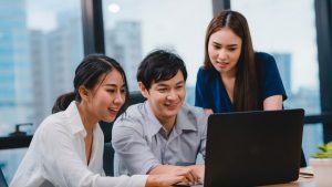 Karyawan adalah Aset Perusahaan: Mengapa SDM Lebih Berharga dari Sekadar Biaya Operasional