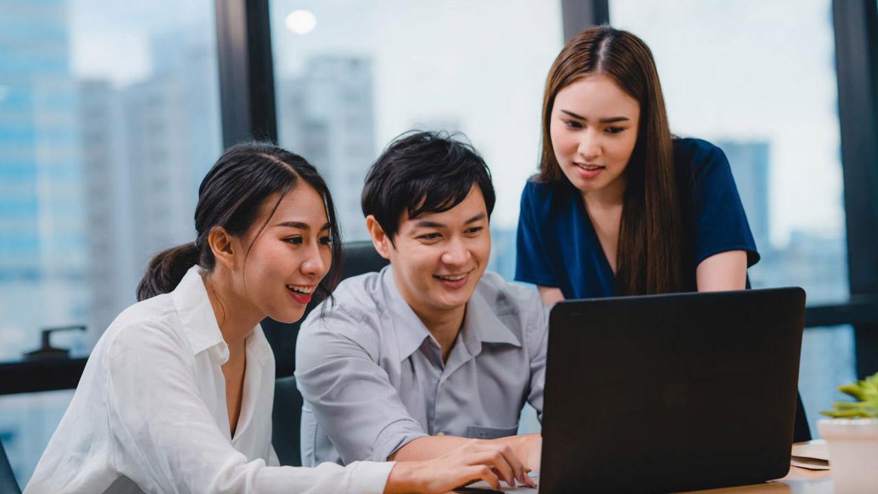 Karyawan adalah Aset Perusahaan: Mengapa SDM Lebih Berharga dari Sekadar Biaya Operasional