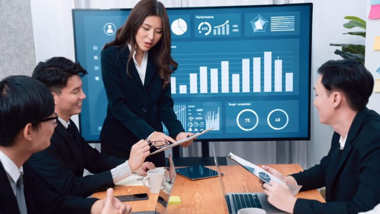 Model Juara: Mengadopsi Struktur Organisasi Klub Olahraga untuk Efisiensi Perusahaan